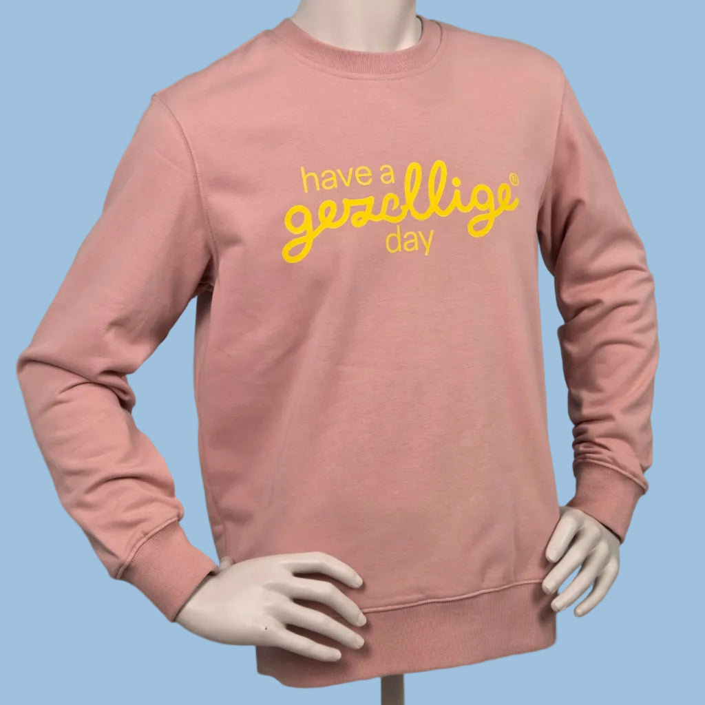 Dusty Pink Sweater HAVE A GEZELLIGE DAY in Yellow