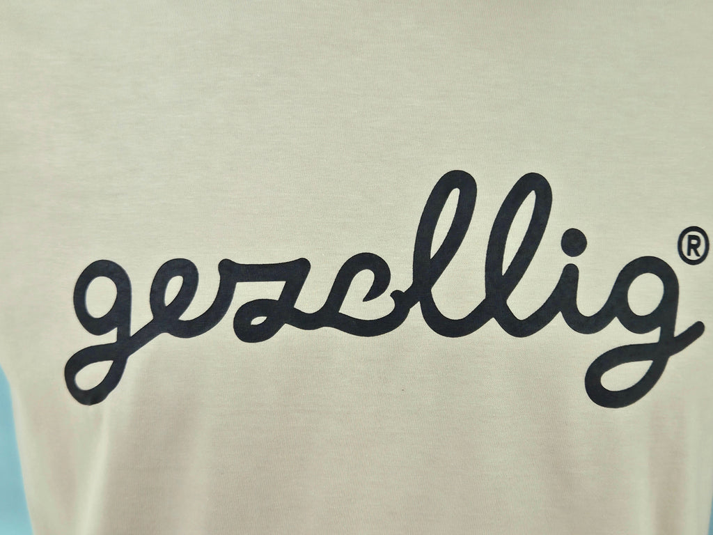 Blach 'gezellig' logo on tan 
