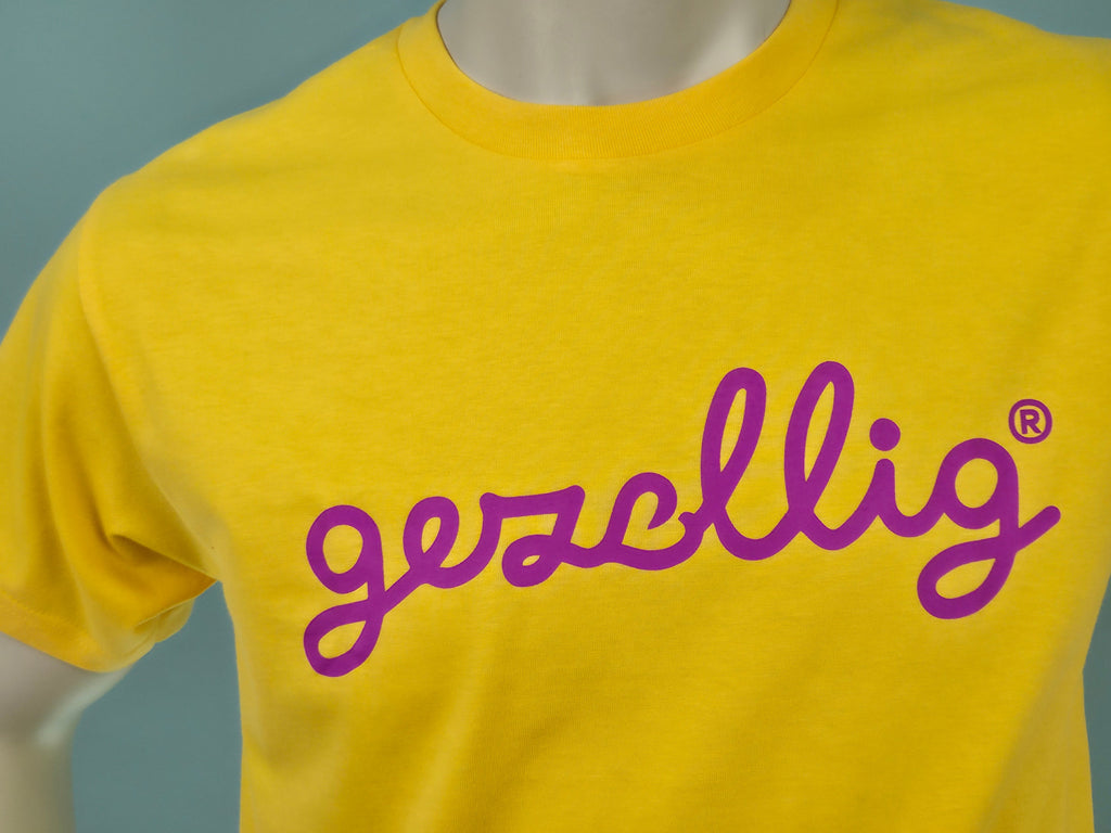 Yellow t-shirt with fuchsia 'gezellig' logo

