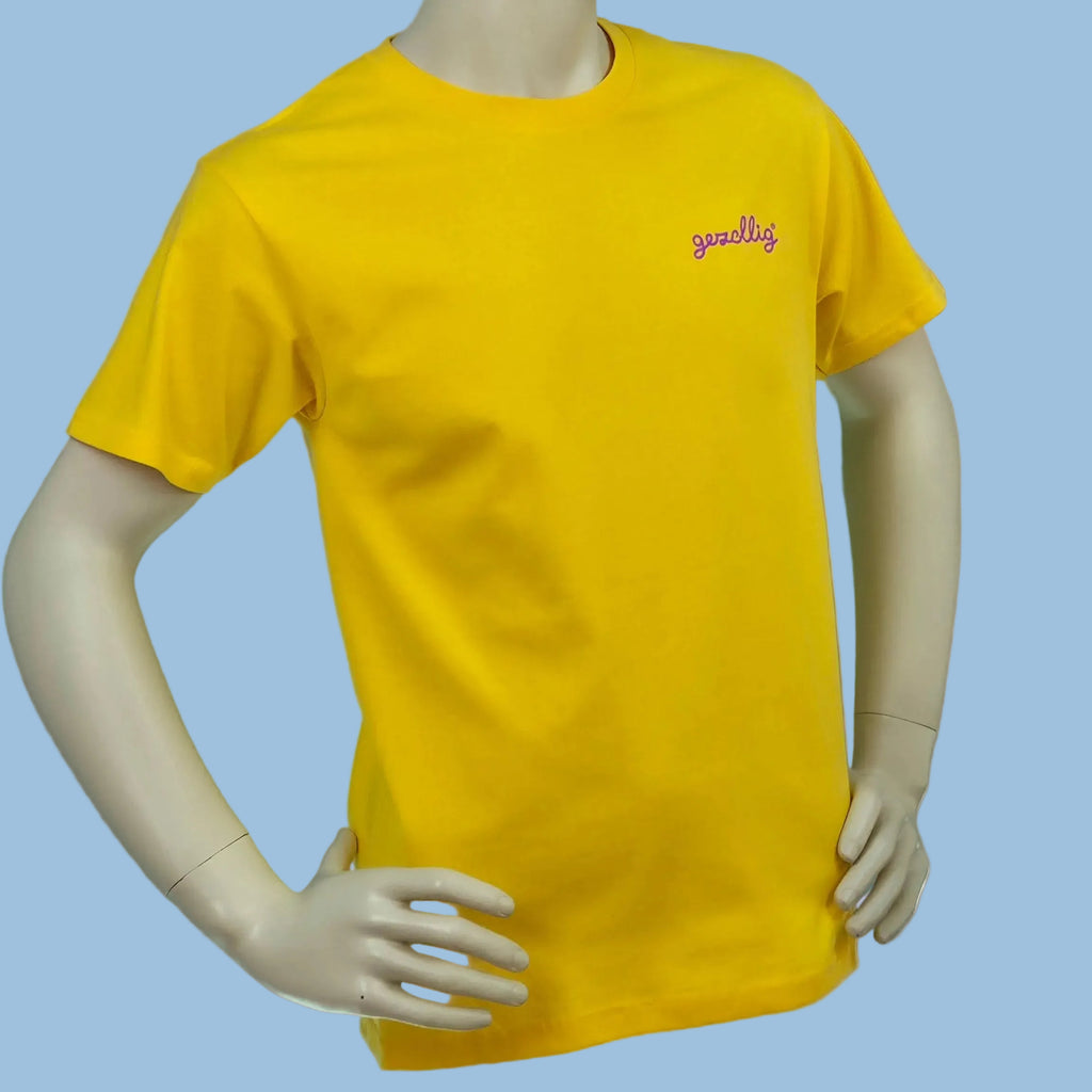 Yellow T-shirt with small GEZELLIG logo in fuchsia 