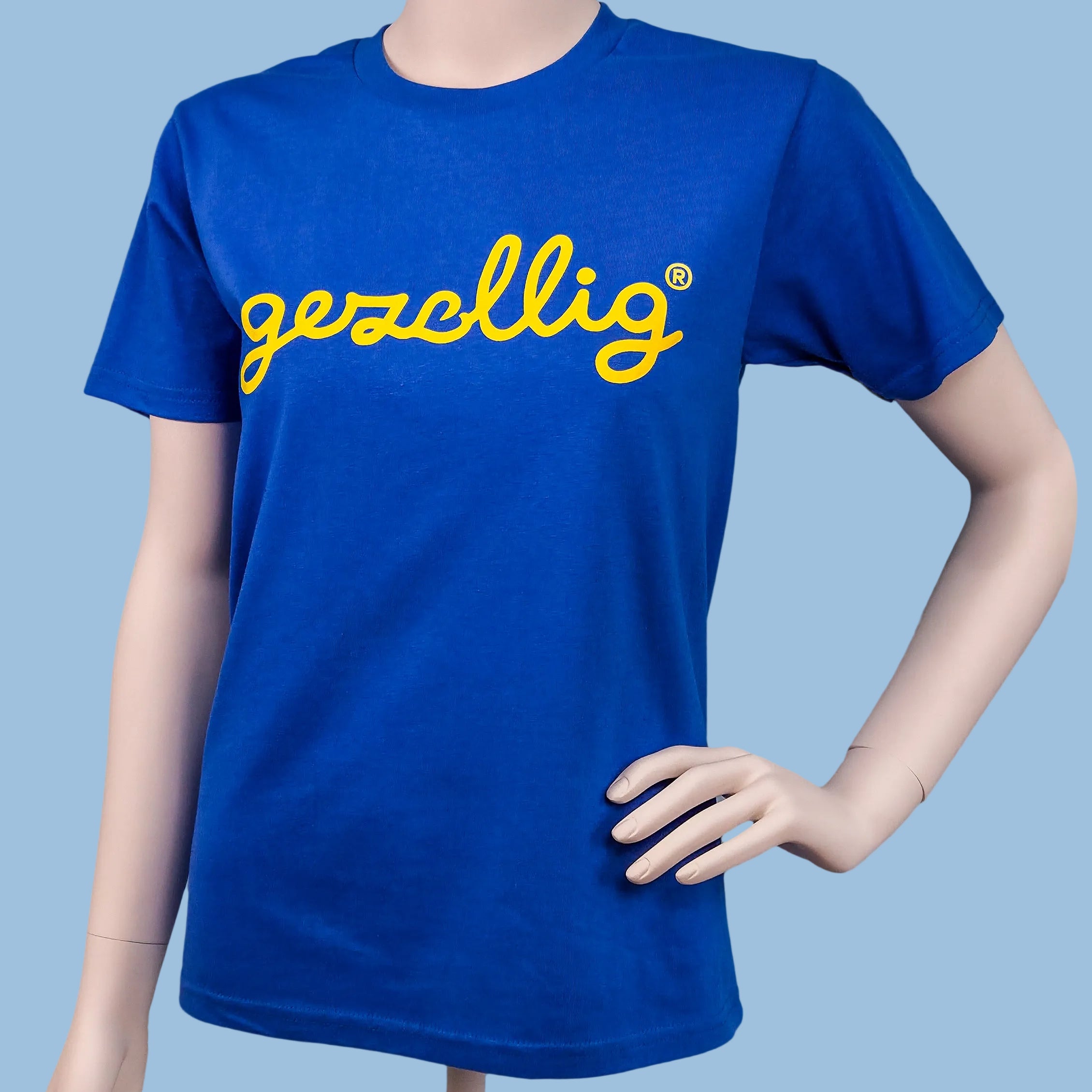 Blue t-shirt with yellow Gezellig logo
